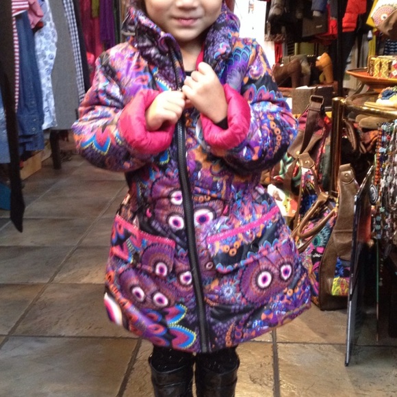 Desigual girls puffer jacket with kaleidoscope print - Picture 2 of 7